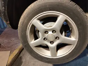 Foto de LLANTA VOLKSWAGEN POLO IV (9N1)