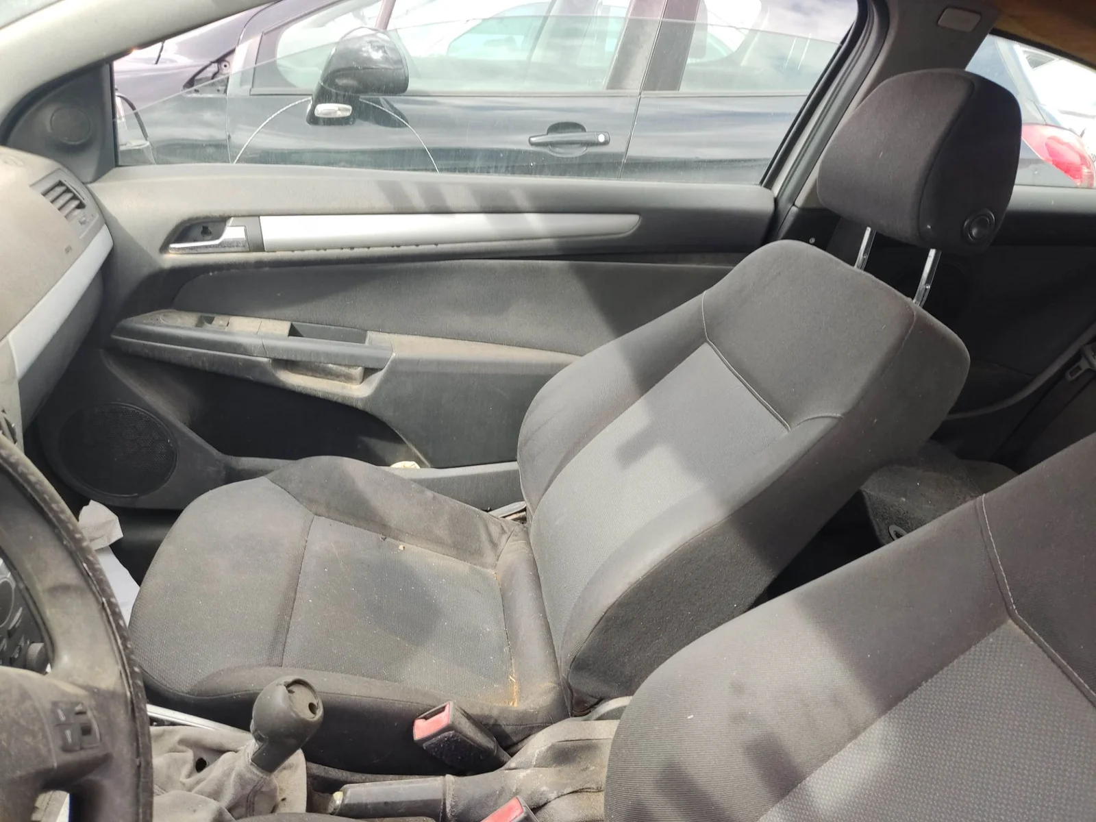 Foto de ASIENTO DELANTERO DERECHO OPEL ASTRA H GTC 1.3 16V CDTI CAT (Z 13 DTH / L4I) (90 CV / 66 KW)