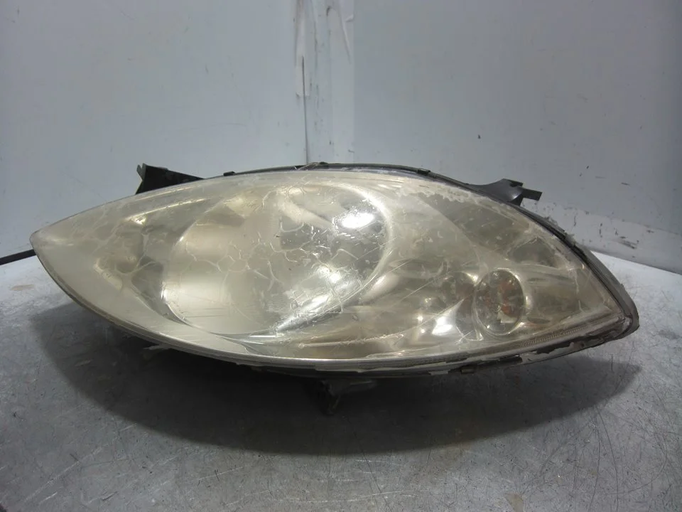 Foto de FARO IZQUIERDO MERCEDES-BENZ CLASE A (BM 169) 2.0 CDI CAT (82 CV / 60 KW) referencia A1698200161
