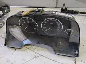 Foto de CUADRO INSTRUMENTOS OPEL ASTRA G BERLINA referencia 24461768JU foto 1