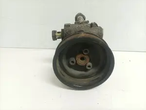 Foto de BOMBA DIRECCION VOLKSWAGEN GOLF IV BERLINA (1J1)(10.1997) referencia 030145269A