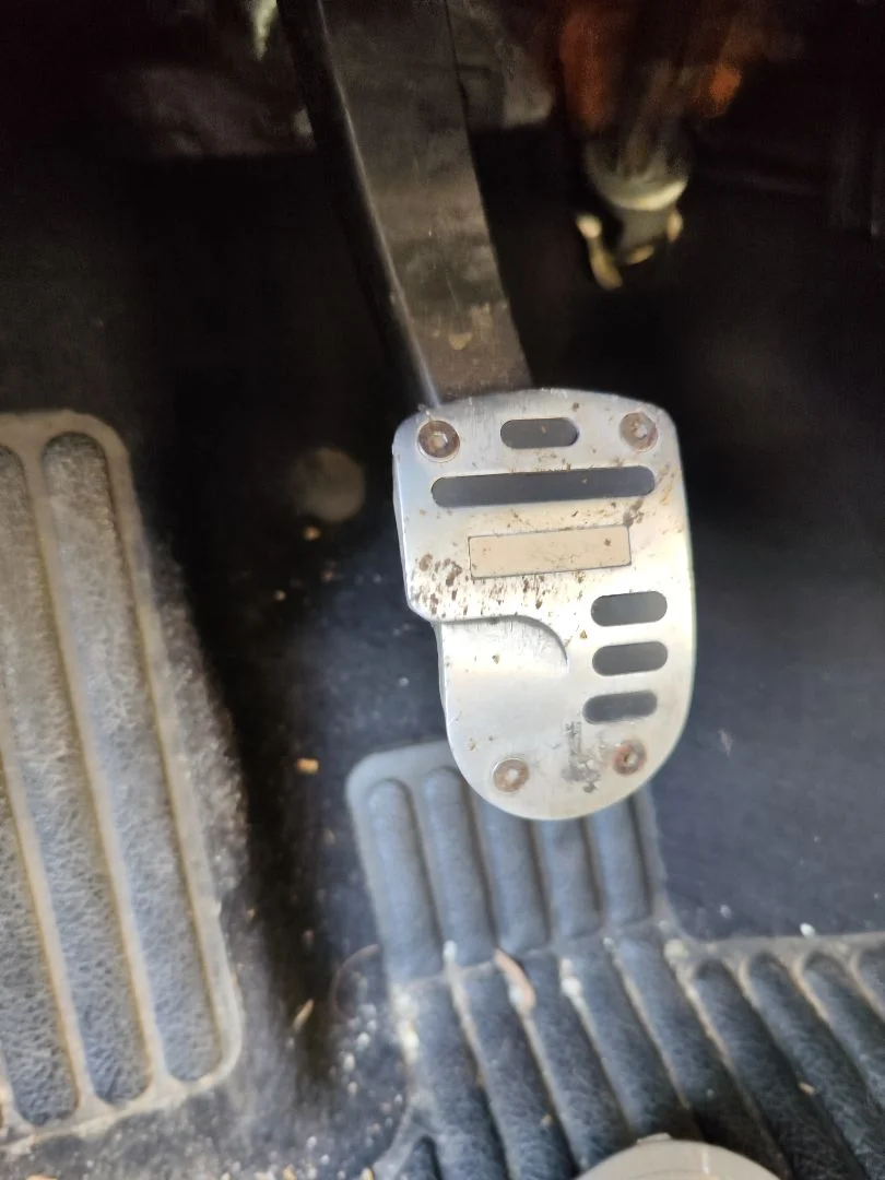 Foto de PEDAL EMBRAGUE RENAULT MEGANE II BERLINA 5P 1.5 dCi Diesel (106 CV / 78 KW)