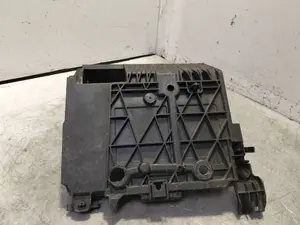 Foto de SOPORTE BATERIA SIN MARCA SIN MODELO 1.5 dCi Diesel (101 CV / 74 KW) referencia 8200467409 foto 3