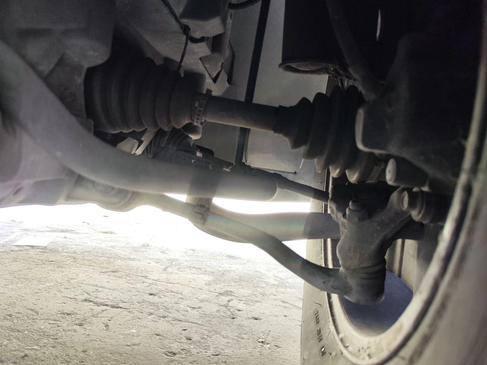 Foto de BRAZO SUSPENSION DELANTERO DERECHO BMW SERIE X5 (E53) 3.0 Turbodiesel CAT (218 CV / 160 KW)