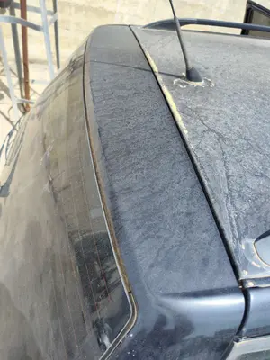 Foto de PORTON TRASERO VOLKSWAGEN PASSAT VARIANT (3B5) 1.9 TDI (110 CV / 81 KW) referencia 3B9827025K foto 4