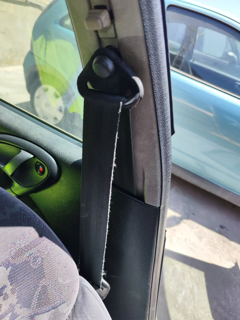 Foto de CINTURON SEGURIDAD DELANTERO IZQUIERDO CITROEN XSARA BERLINA 1.6 16V CAT (NFU / TU5JP4) (109 CV / 80 KW) referencia 8973T4