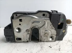 Foto de CERRADURA PUERTA TRASERA DERECHA MERCEDES-BENZ CLASE C (BM 203) BERLINA referencia 77886808 foto 4