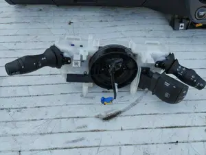 Foto de KIT AIRBAG RENAULT MEGANE III BERLINA 5P 1.2 TCE (132 CV / 97 KW) foto 18