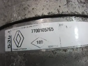 Foto de COMPRESOR AIRE ACONDICIONADO RENAULT MEGANE I FASE 2 BERLINA (BA0) referencia 7700105765 foto 7