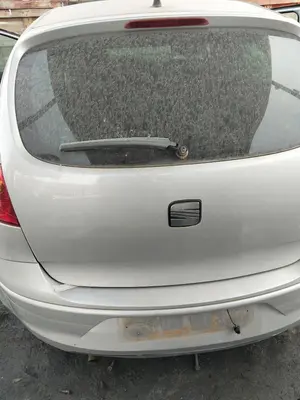 Foto de PORTON TRASERO SEAT ALTEA (5P1) 1.9 TDI (105 CV / 77 KW) referencia 5P0827024