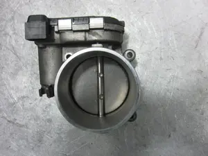 Foto de CAJA MARIPOSA PORSCHE CAYENNE (TIPO 92A) referencia 94860511503