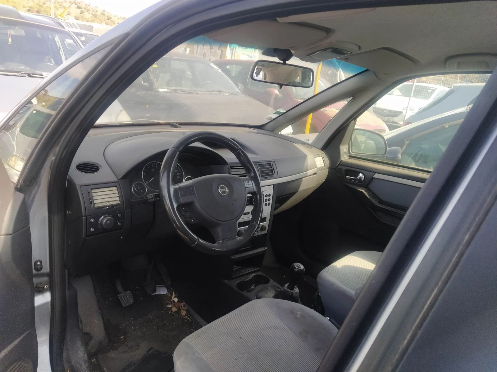 Foto de PARASOL DERECHO OPEL MERIVA 1.7 16V CDTI (101 CV / 74 KW)