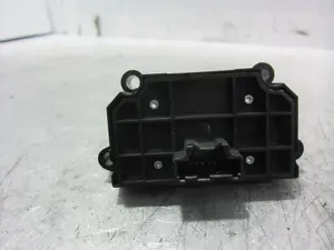 Foto de FRENO DE MANO ELECTRICO LAND ROVER RANGE ROVER EVOQUE 2.0 Td4 CAT (150 CV / 110 KW) referencia PK8D22B623 foto 3