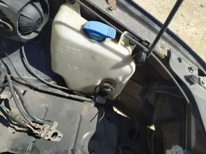 Foto de DEPOSITO LIMPIA VOLKSWAGEN GOLF III (1H1)(11.1991) 1.6  (75 CV / 55 KW) referencia 1H0955451A