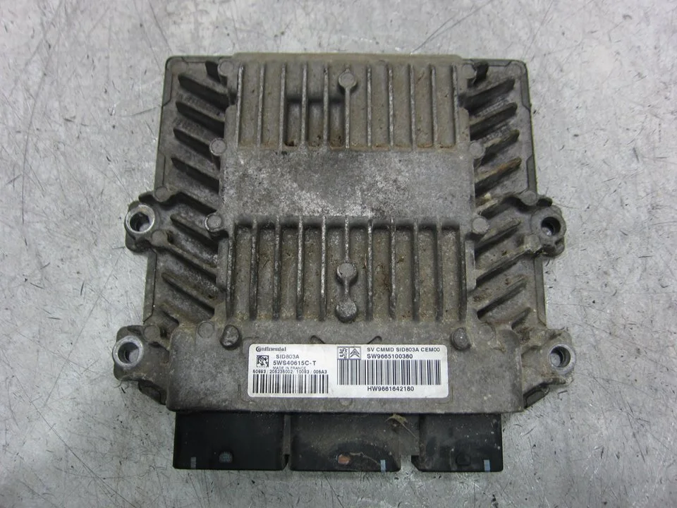 Foto de CENTRALITA MOTOR UCE FIAT II SCUDO (272) COMBI 2.0 JTDM (120 CV / 88 KW) referencia 5WS40615CT
