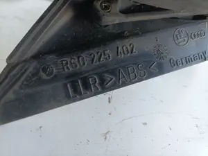 Foto de RETROVISOR DERECHO AUDI A4 BERLINA (B5) 1.8 20V Turbo (150 CV / 110 KW) referencia 225402 foto 6