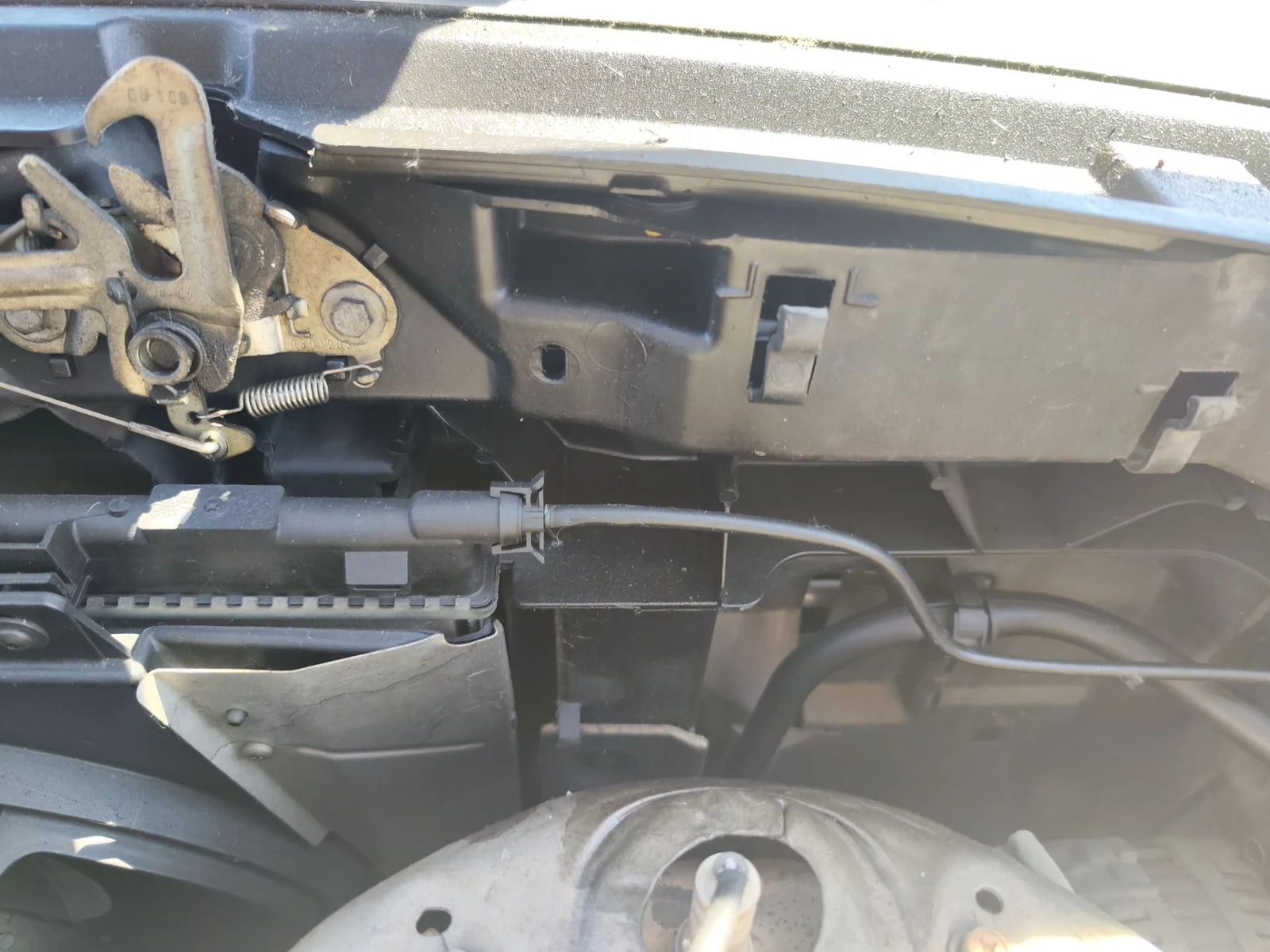Foto de CONDENSADOR / RADIADOR AIRE ACONDICIONADO PEUGEOT 207 1.4 (73 CV / 54 KW) referencia 6455HG