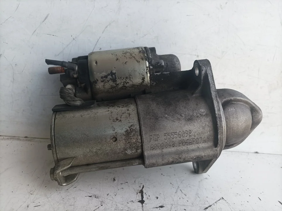 Foto de MOTOR ARRANQUE OPEL ASTRA H BERLINA referencia 55556092