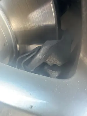 Foto de PINZA DE FRENO DELANTERA DERECHA VOLKSWAGEN PASSAT BERLINA (3C2) 2.0 TDI (140 CV / 103 KW) referencia 1K0615124E