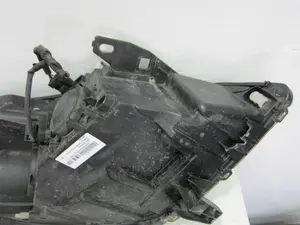 Foto de FARO IZQUIERDO RENAULT SCENIC III (JZ) 1.6 dCi Diesel FAP (131 CV / 96 KW) referencia 89072961 foto 4