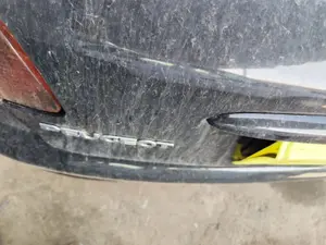 Foto de PANEL TRASERO PEUGEOT 206 1.4  (75 CV / 55 KW)
