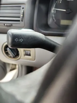 Foto de MANDO INTERMITENTES SKODA OCTAVIA BERLINA (1U2) 1.9 TDI (90 CV / 66 KW) referencia 3U0953513