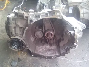 Foto de CAJA CAMBIOS SKODA OCTAVIA BERLINA (1U2) referencia FGR