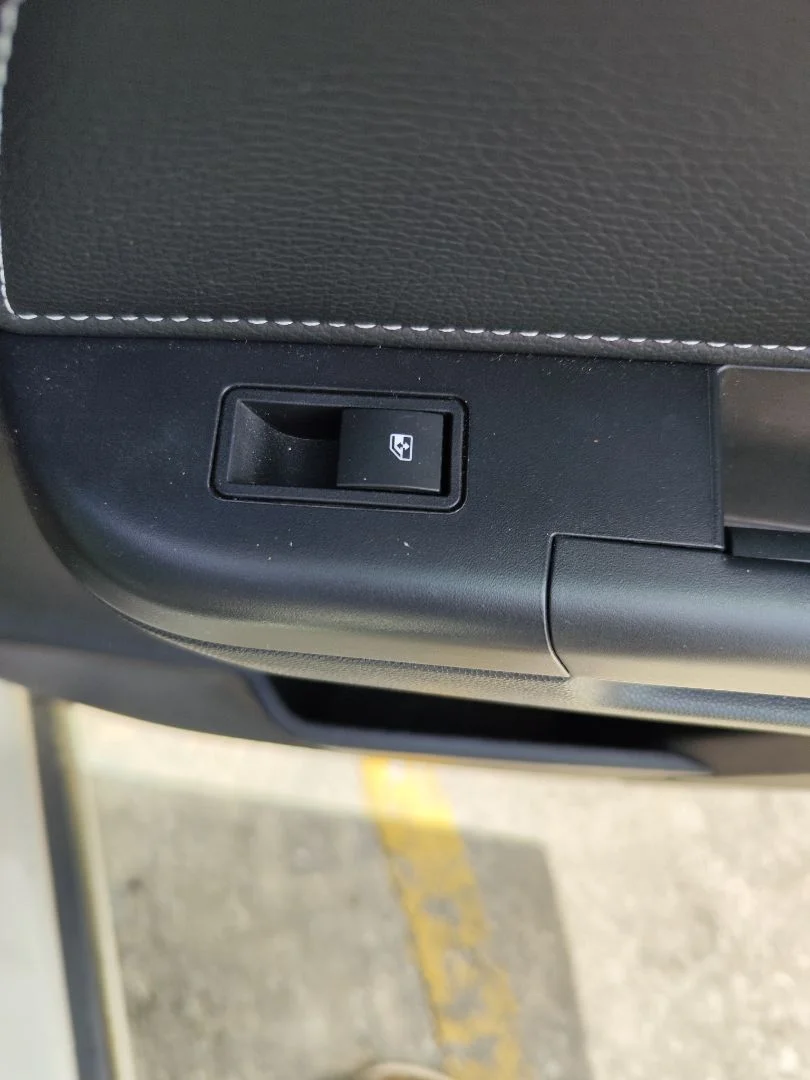 Foto de MANDO ELEVALUNAS TRASERO DERECHO OPEL ASTRA H BERLINA 1.7 16V CDTI (110 CV / 81 KW)