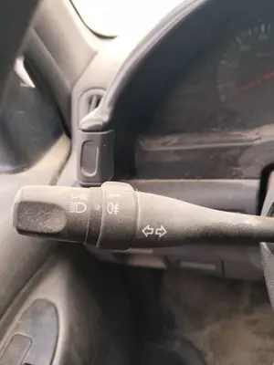 Foto de MANDO INTERMITENTES NISSAN VANETTE CARGO 2.3 Diesel (75 CV / 55 KW)