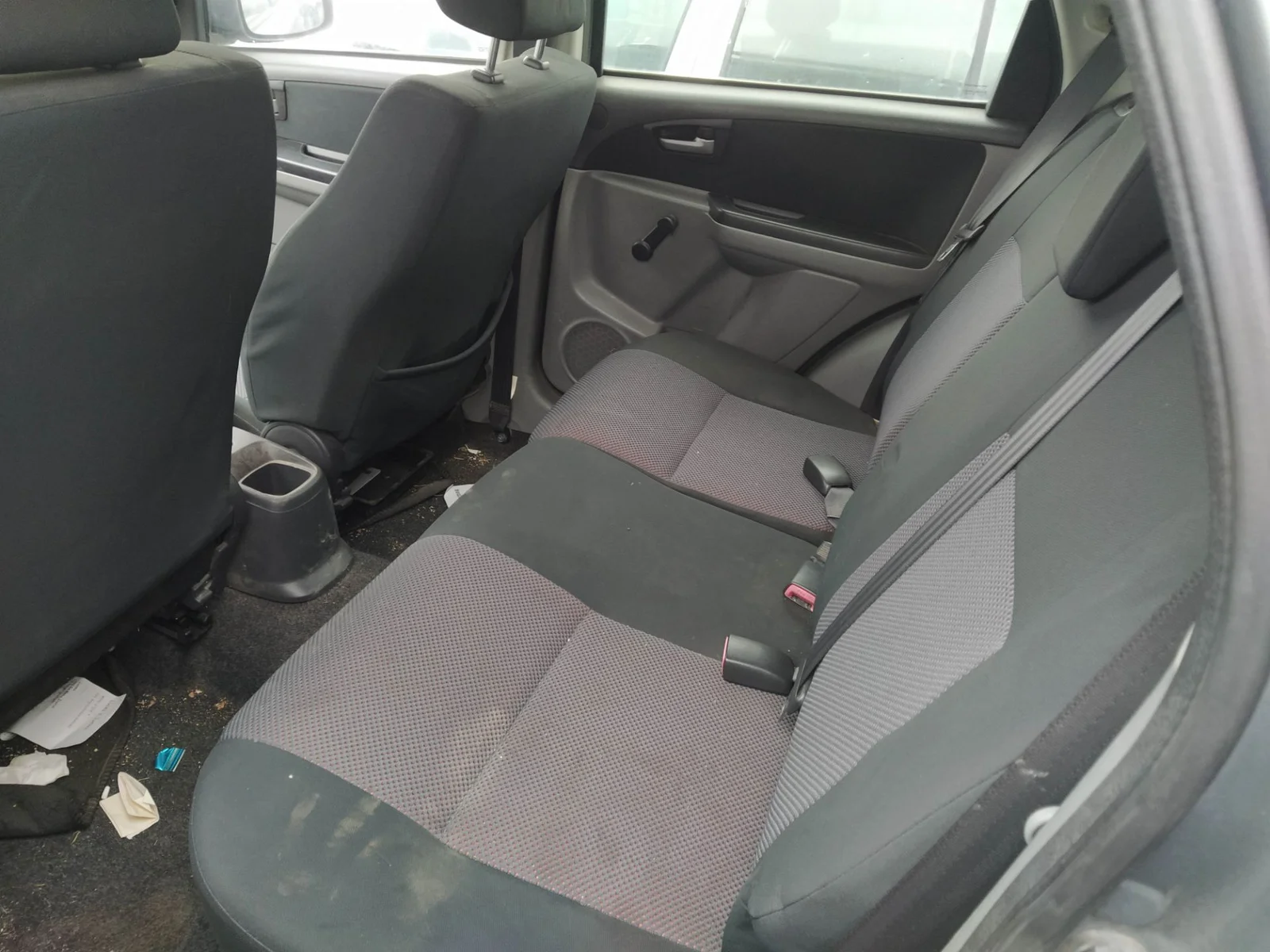 Foto de ENGANCHE CINTURON TRASERO DERECHO SUZUKI SX4 (RW/EY) 1.6 16V CAT (107 CV / 79 KW)