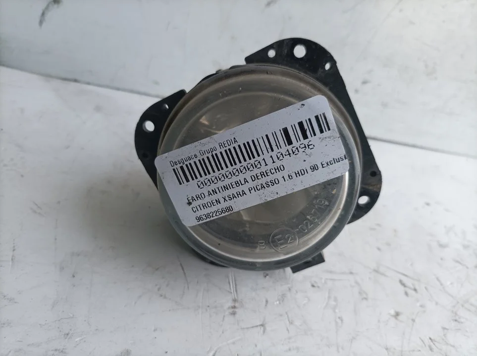Foto de FARO ANTINIEBLA DERECHO CITROEN XSARA PICASSO 2.0 HDi CAT (RHY / DW10TD) (90 CV / 66 KW) referencia 9638225680