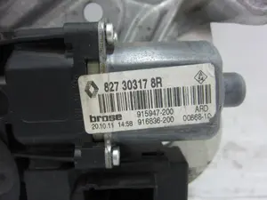Foto de ELEVALUNAS TRASERO DERECHO RENAULT SCENIC III (JZ) 1.6 dCi Diesel FAP (131 CV / 96 KW) referencia 827303178R foto 2