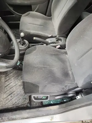 Foto de ASIENTO DELANTERO IZQUIERDO CITROEN C4 BERLINA 1.6 16V HDi (90 CV / 66 KW)