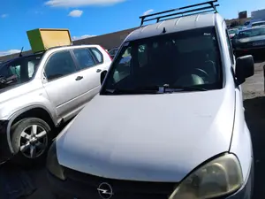 Foto de CAPO OPEL COMBO (CORSA C) 1.3 16V CDTI CAT (Z 13 DT / LN9) (69 CV / 51 KW)
