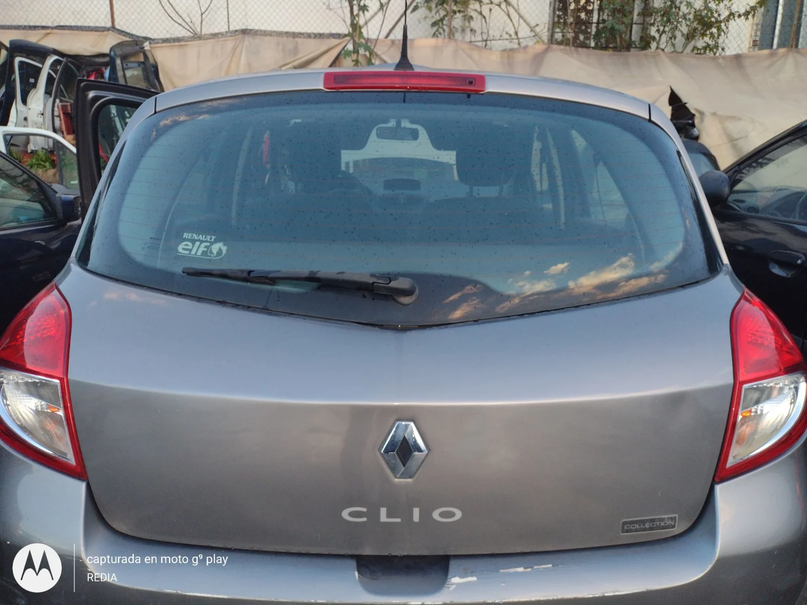 Foto de PORTON TRASERO RENAULT CLIO III 1.2 16V (75 CV / 55 KW)