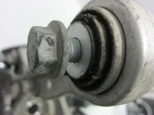 Foto de BRAZO SUSPENSION SUPERIOR TRASERO DERECHO PORSCHE CAYENNE (TIPO 92A) referencia 7L0505375A foto 5