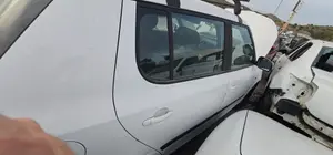 Foto de PUERTA TRASERA DERECHA SKODA FABIA (5J2) 1.2  (60 CV / 44 KW) referencia 5J6833056