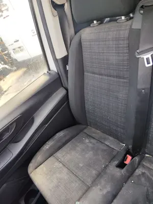 Foto de ASIENTO DELANTERO DERECHO MERCEDES-BENZ VITO FURGÓN (447) 1.6 CDI CAT (114 CV / 84 KW) foto 3