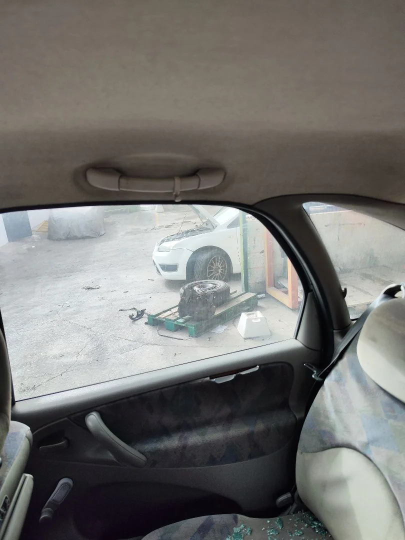 Foto de ASIDERO TECHO TRASERO DERECHO CITROEN XSARA PICASSO 2.0 HDi CAT (RHY / DW10TD) (90 CV / 66 KW)