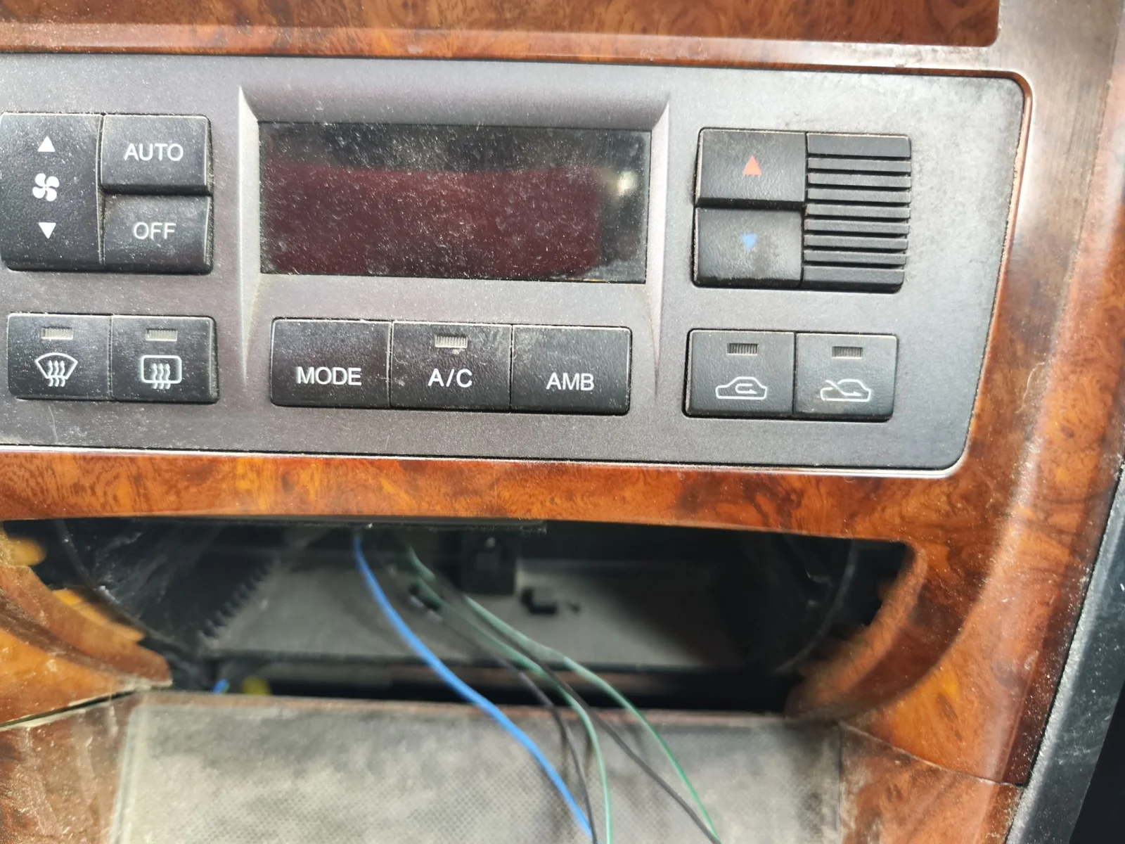 Foto de MANDO CALEFACCION / AIRE ACONDICIONADO HYUNDAI TERRACAN (HP) 2.9 CRDi CAT (150 CV / 110 KW)