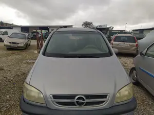 Foto de CAPO OPEL ZAFIRA A 2.0 DTI (101 CV / 74 KW)