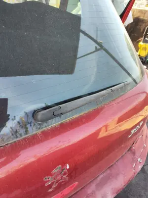 Foto de BRAZO LIMPIA TRASERO PEUGEOT 307 (S1)(04.2001) 1.6 16V CAT (109 CV / 80 KW) referencia 6429T1