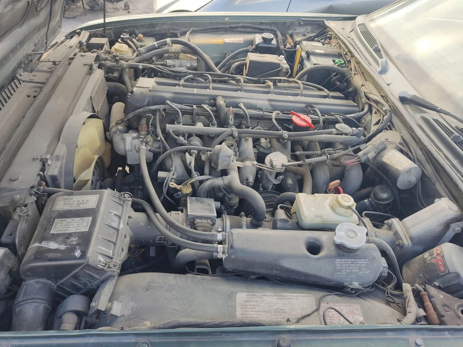 Foto de MOTOR COMPLETO JAGUAR XJ 4.0 CAT (222 CV / 163 KW)