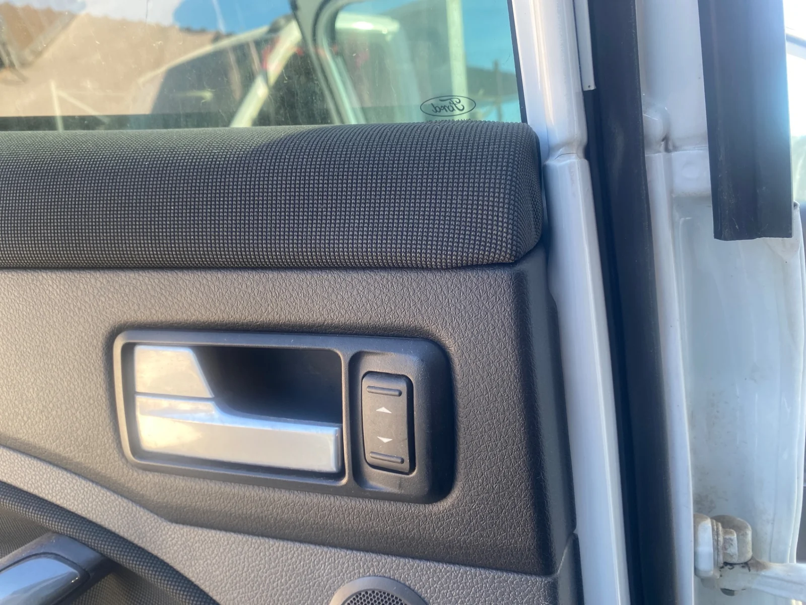 Foto de MANDO ELEVALUNAS TRASERO IZQUIERDO FORD KUGA (CBV) 2.0 TDCi CAT (136 CV / 100 KW)