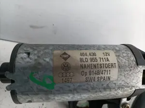 Foto de MOTOR LIMPIA TRASERO AUDI A3 (8L) 1.9 TDI (90 CV / 66 KW) referencia 8L0955711A foto 3