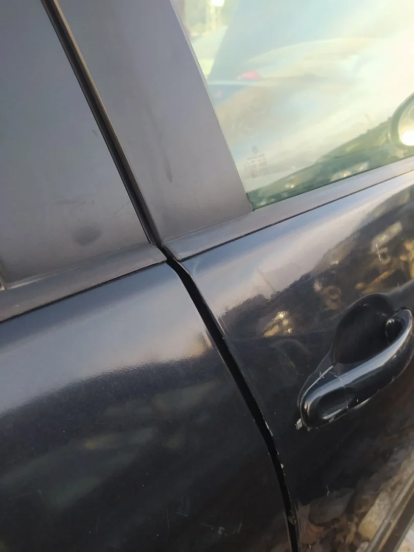 Foto de CERRADURA PUERTA DELANTERA DERECHA VOLKSWAGEN GOLF PLUS V (5M1) 1.9 TDI (105 CV / 77 KW)