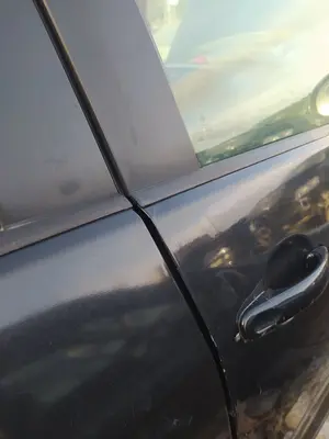 Foto de CERRADURA PUERTA DELANTERA DERECHA VOLKSWAGEN GOLF PLUS V (5M1) 1.9 TDI (105 CV / 77 KW)