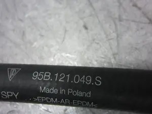 Foto de TUBO PORSCHE MACAN (95BA) referencia 95B121049S foto 3