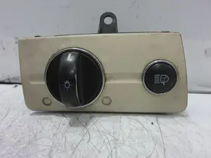 Foto de MANDO LUCES MERCEDES-BENZ CLASE E (BM 211) BERLINA 2.2 CDI CAT (150 CV / 110 KW) referencia 2115450104