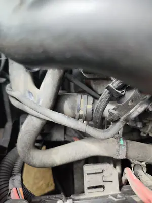 Foto de MOTOR ARRANQUE RENAULT CLIO III 1.5 dCi Diesel FAP (75 CV / 55 KW)